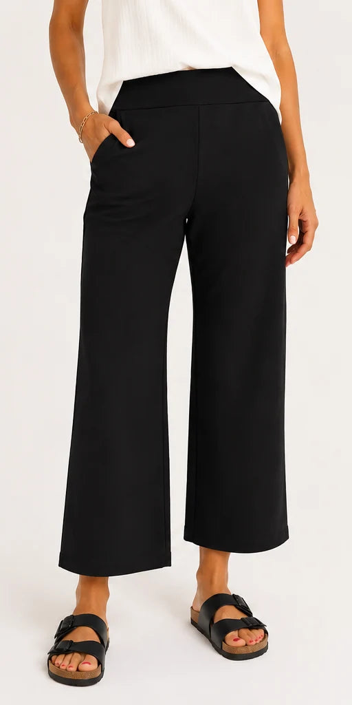 Scuba Crop Jogger Black